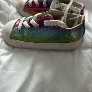 Girls converse size 9
